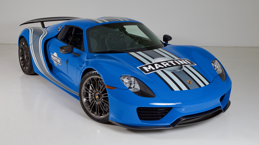 Voodoo Blue 2015 Porsche 918 Spyder (Lot #750)